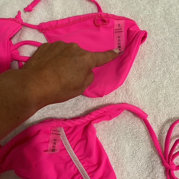 Pink Bikini - Picture 3 of 4